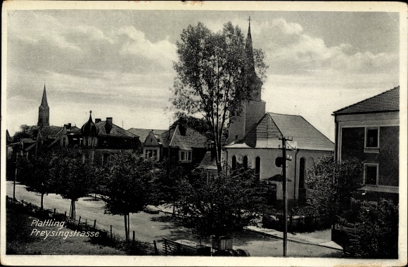 Postcard Plattling in Lower Bavaria, section of the Preysingstrasse, church
