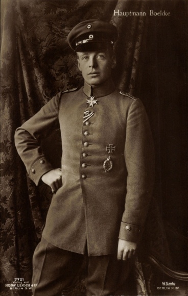 Ak Jagdflieger Oberleutnant Oswald Boelcke, Pour le Mérite, Eisernes Kreuz, Sanke 363, Liersch 7721