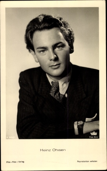 Postcard actor Heinz Ohlsen, portrait, suit