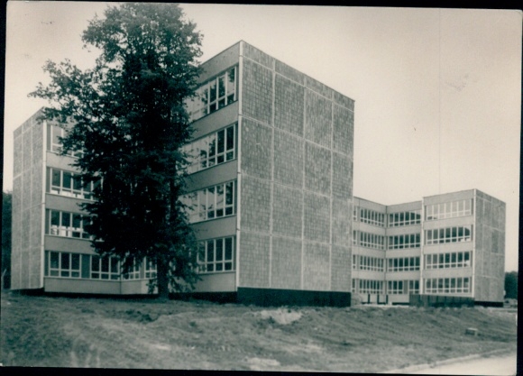 Foto Hansestadt Wismar? Schulgebäude, Neubau