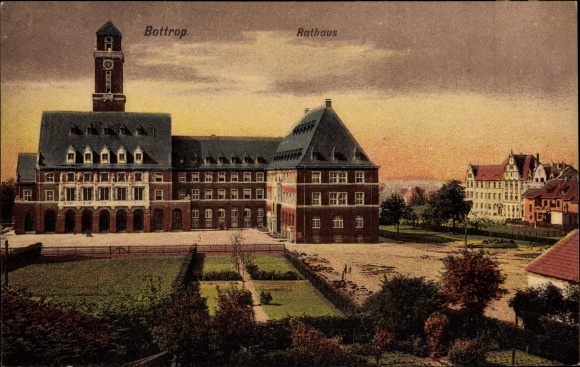 Postcard Bottrop in the Ruhr area, town hall