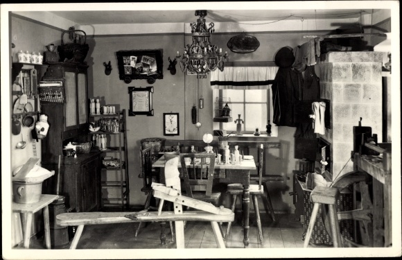 Postcard Seiffen in the Ore Mountains, homeland and toy museum, a toymaker&#39;s room