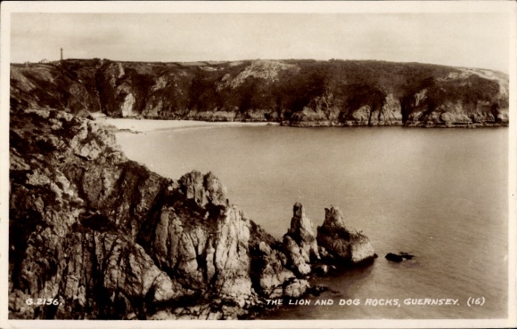Ak Kanalinsel Guernsey, Lion and Dog Rocks
