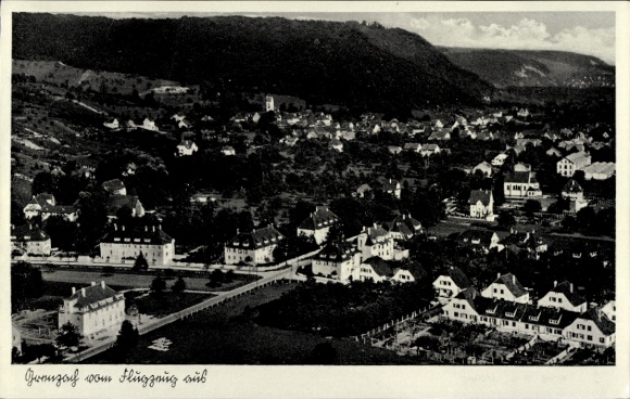Ak Grenzach Wyhlen in Baden Württemberg, Fliegeraufnahme, Blick auf Ortschaft und Umgebung