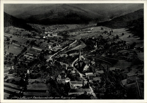 Ak Ettenheimmünster Ettenheim in Baden, Luftaufnahme des Ortes  Kirche, Gasthaus, Kurhaus