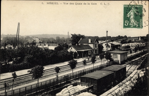 Postcard Mériel Val d&#39;Oise, view of the station quays