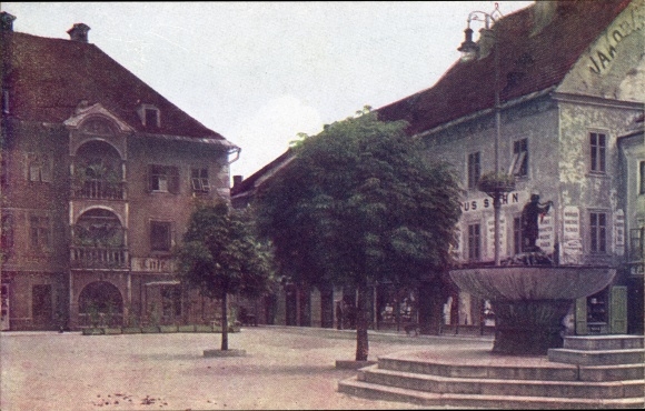 Postcard Sankt Veit an der Glan Carinthia, square with fountain