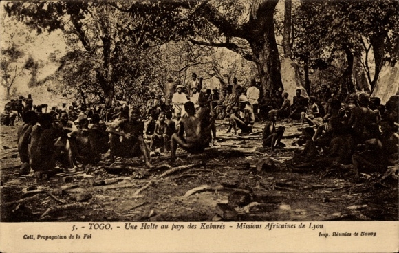 Ak Togo Westafrika, Eine Gruppe von Menschen unter Bäumen, afrikanische Missionen, Kaburis