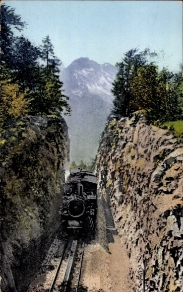 Postcard Switzerland, Brünigbahn at the pass summit