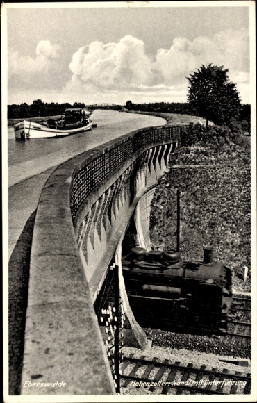 Ak Eberswalde in Brandenburg, Hohenzollernkanal, Eisenbahnunterführung