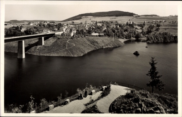 Postcard Saalburg Ebersdorf in Thuringia, At the viewing point near the new bridge, Saale Dam