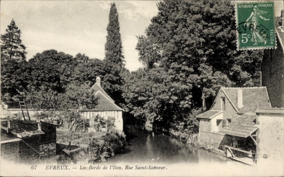 Postcard Évreux Eure, River Iton, Rue Saint-Sanveur, quiet landscape, buildings