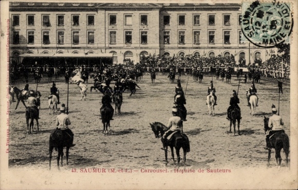 Postcard Saumur Maine et Loire, Carrousel, Reprise de Sauters