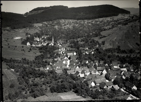 Foto Ebringen im Breisgau, Fliegeraufnahme