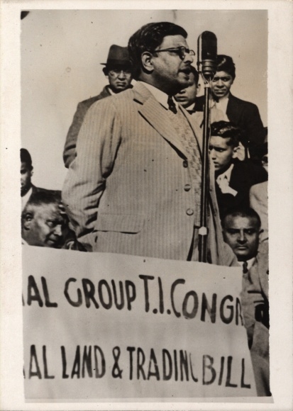 Photo India, Manilal Ghandi giving a speech, July 21, 1939, Land & Trading Bill