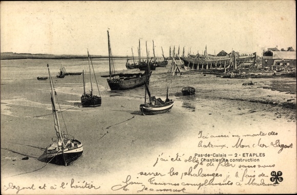 Postcard Étaples Pas de Calais, construction site