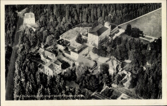 Postcard Bad Reiboldsgrün Auerbach im Vogtland, aerial view of forest landscape, architecture