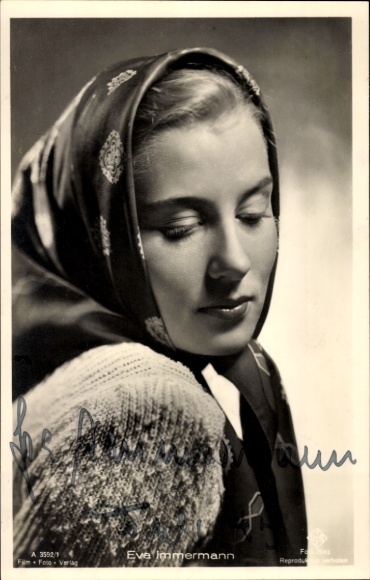 Ak Schauspielerin Eva Immermann, Portrait, Kopftuch, Autogramm