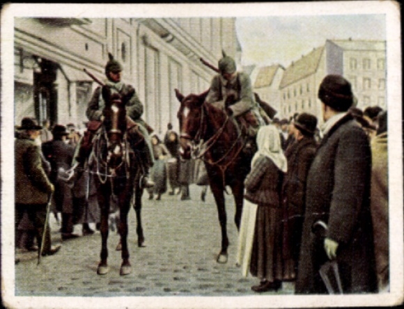Collector's picture The World War 1916, The campaign against Romania No. 114 Bucharest, cavalry patrol