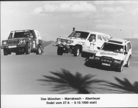 Photo Morocco, Munich Marrakesh car race, September 27th - October 9th, 1990, Toyota, Mitsubishi, Sahara