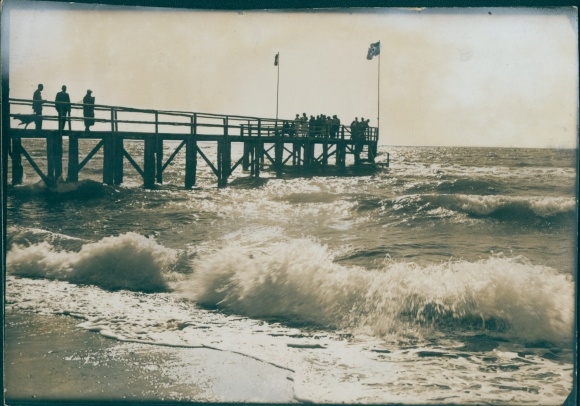 Photo Baltic resort Wustrow Fischland, beach, pier