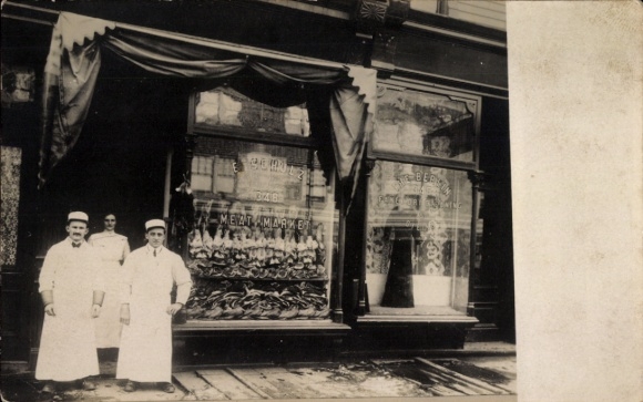 Photo Postcard butcher shop E. Schulz, shop window