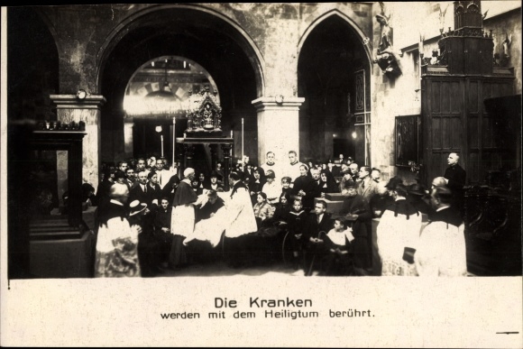 Postcard Aachen in North Rhine-Westphalia, The sick are touched with the sanctuary, anniversary year 1925