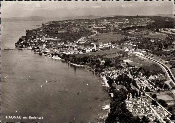Ak Hagnau am Bodensee, Luftaufnahme von Hagnau, Bodensee, schöner Ausblick, Campingplatz sichtbar