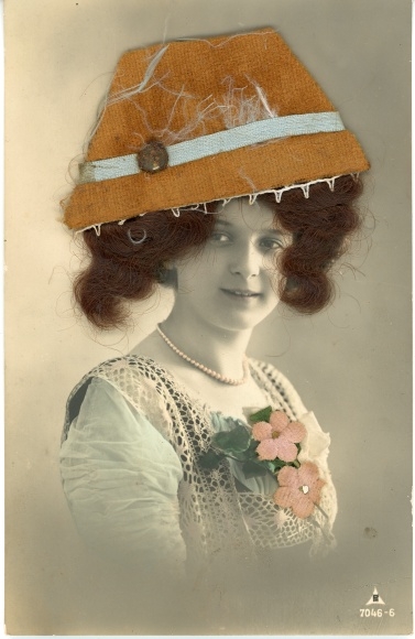 Real hair Postcard portrait of a woman, hat