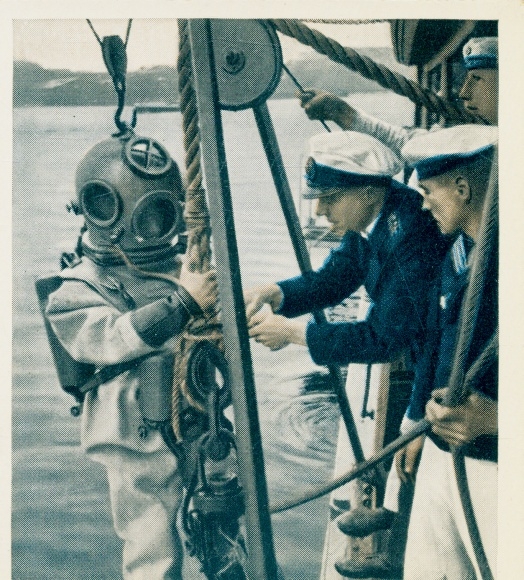 Collection picture German Reichsmarine No. 58 diver training at the Reichsmarine, telephone cable
