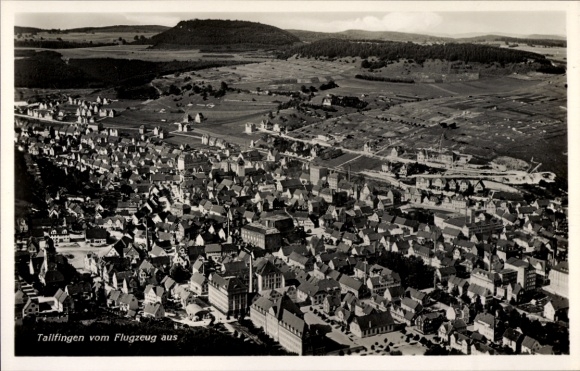 Postcard Tailfingen Albstadt in the Zollernalbkreis Württemberg, aerial photograph