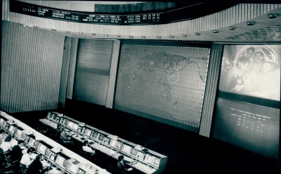 Photo flight control center, Salyut 6 EO-2 July 1978, cosmonauts Kovalyonok, Ivanchenkov