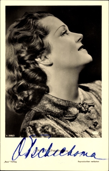 Ak actrice Olga Tschechowa, portret in profiel, Ross Verlag A 2500/2, Tobis, handtekening