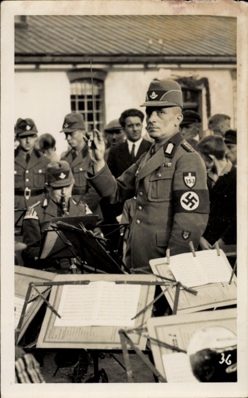 foto Ak Kleinsaubernitz Malschwitz in Oberlausitz, Wehrmacht-soldaten, orkest, dirigent