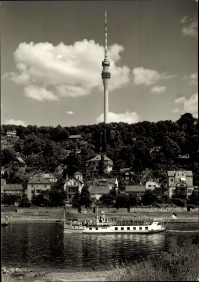 PC Dresden Northeast Wachwitz, panorama with steamer