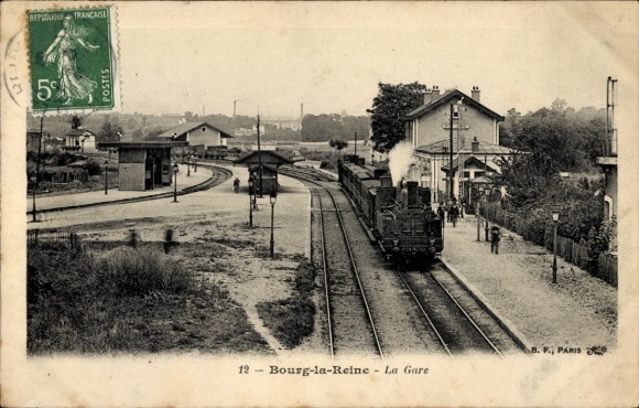 CPA Bourg la Reine Hauts de Seine, La Gare, Lokomotive