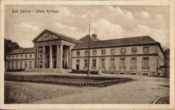 Ak Aachen, Neues Kurhaus, Gebäude mit Säulen, Gartenanlage, keine Personen