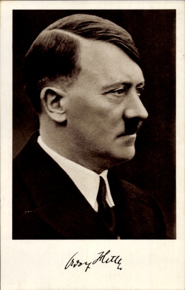 Ak Rijkskanselier Adolf Hitler, portret, pak