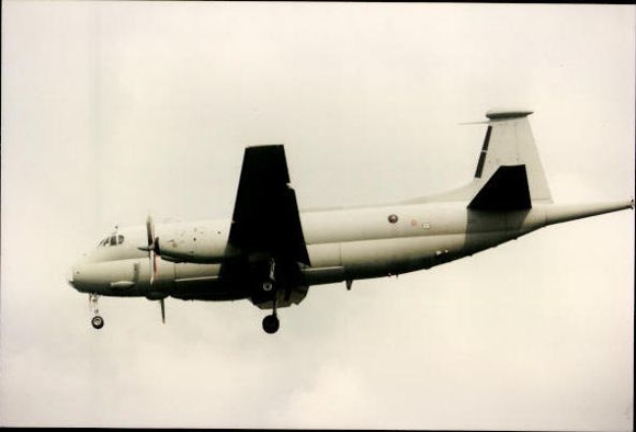 Set von 71 Fotos Flugzeuge und  Hubschrauber