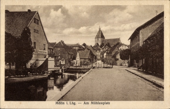 Postcard Mölln in Lauenburg, Am Mühlenplatz