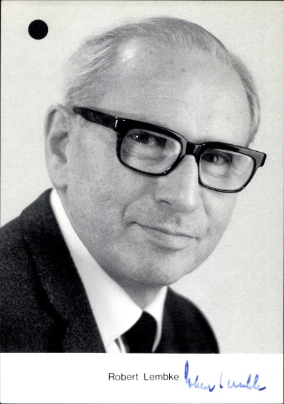 Postcard journalist and television presenter Robert Lembke, portrait, autograph