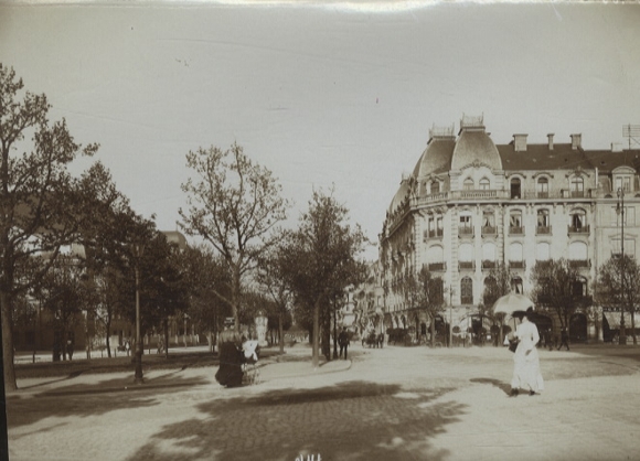 Original photo of Metz on the Moselle in France, at Kaiser-Wilhelm-Ring, around 1900