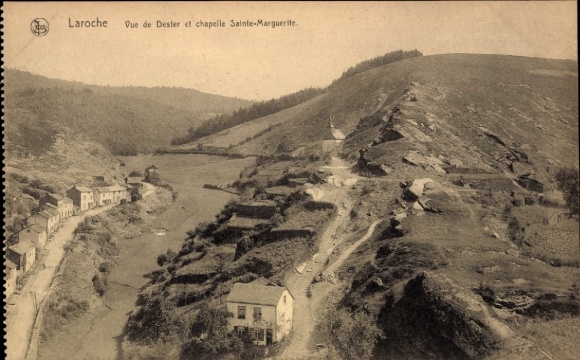 KP Laroche La Roche w Ardenach Walonia Luksemburg, krajobraz ze wzgórzami, wioskami, kaplicą Sai