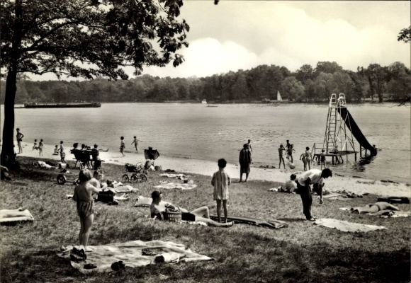 Postcard Oranienburg in Brandenburg, outdoor pool Lehnitzsee, slide, sunbathing lawn, beach life