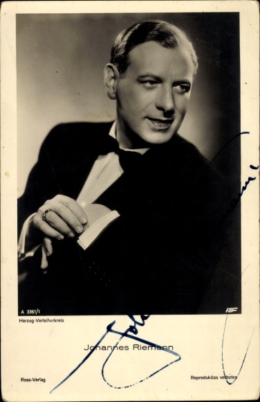 Postcard actor Johannes Riemann, Ross Verlag A 3361 1, portrait, autograph