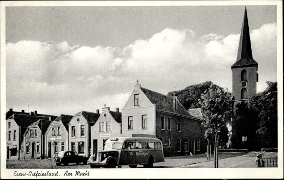 Postcard Esens Kreis Wittmund Ostfriesland, coach at the market, church