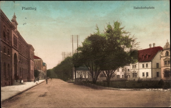 Ak Plattling in Niederbayern, Bahnhofsplatz