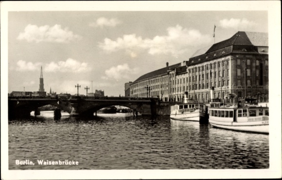 PC Berlin Mitte, Waisenbrücke