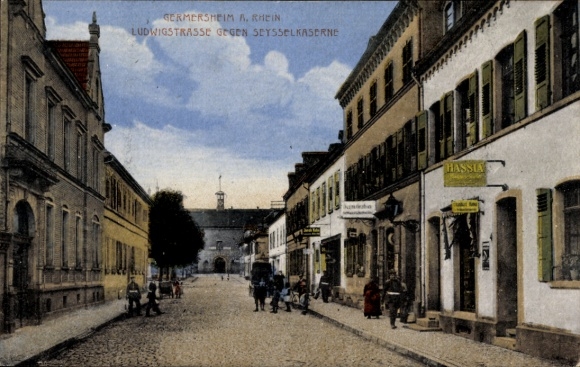 Postcard Germersheim am Rhein, Ludwigstraße against Seysselkaserne