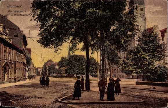 PC Gladbeck in the Ruhr area, lot at the town hall and high street